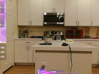 blondiewithanass's Live Sex Cam Show