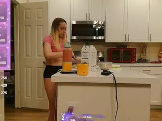 blondiewithanass's Live Sex Cam Show