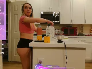 blondiewithanass's Live Sex Cam Show