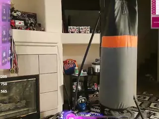 blondiewithanass's Live Sex Cam Show