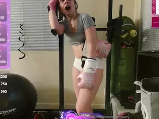 blondiewithanass's Live Sex Cam Show