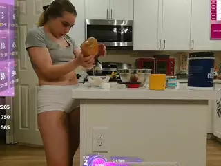 blondiewithanass's Live Sex Cam Show