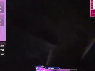 blondiewithanass's Live Sex Cam Show