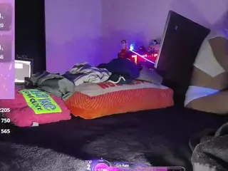 blondiewithanass's Live Sex Cam Show