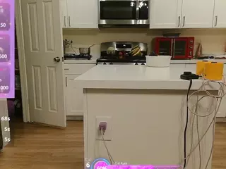 blondiewithanass's Live Sex Cam Show