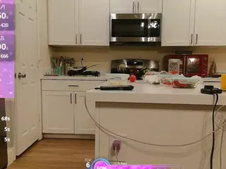 blondiewithanass's Live Sex Cam Show