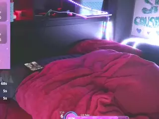 blondiewithanass's Live Sex Cam Show