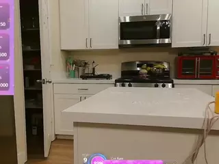 blondiewithanass's Live Sex Cam Show