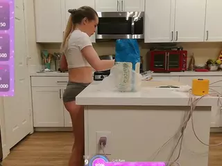 blondiewithanass's Live Sex Cam Show