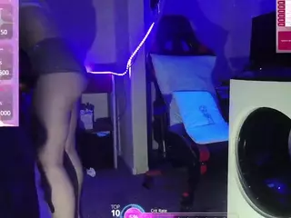 blondiewithanass's Live Sex Cam Show