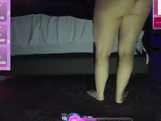 blondiewithanass's Live Sex Cam Show