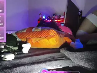 blondiewithanass's Live Sex Cam Show