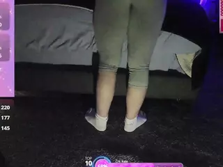 blondiewithanass's Live Sex Cam Show