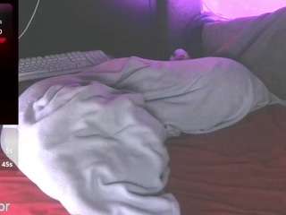 Live cam show with blondiewithanass