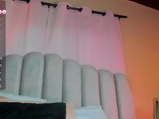 Isabella's Live Sex Cam Show