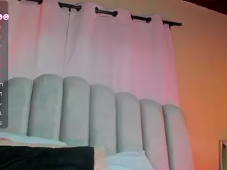 Isabella's Live Sex Cam Show