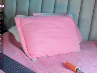 Isabella's Live Sex Cam Show