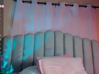Isabella's Live Sex Cam Show