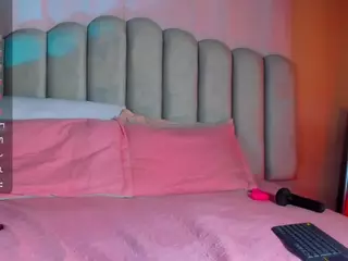 Isabella's Live Sex Cam Show