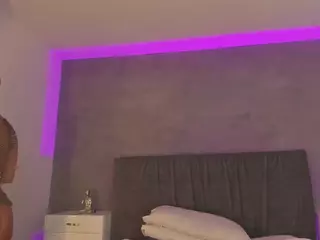 Carolina's Live Sex Cam Show