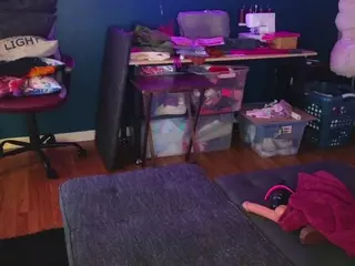 Ms Butterworths's Live Sex Cam Show