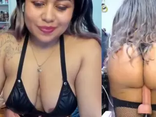 sara-seexy's Live Sex Cam Show