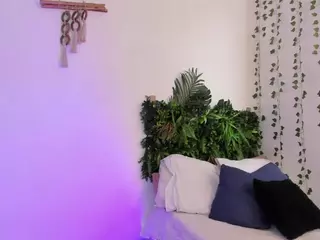 karlyee's Live Sex Cam Show