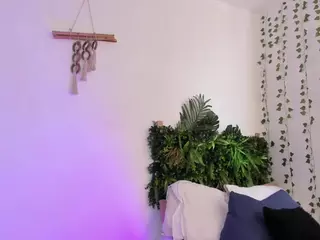 karlyee's Live Sex Cam Show