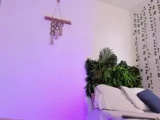 karlyee's Live Sex Cam Show