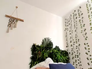 karlyee's Live Sex Cam Show