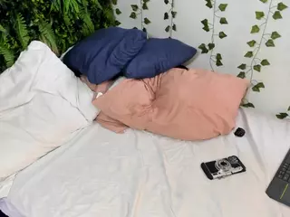 karlyee's Live Sex Cam Show
