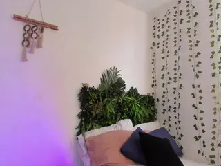 karlyee's Live Sex Cam Show