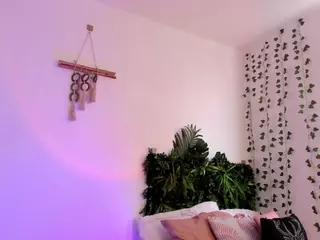 karlyee's Live Sex Cam Show