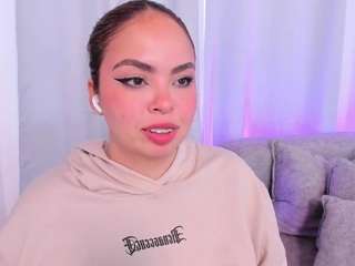 Live cam show with Taylor Brave