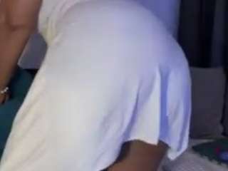 Live cam show with Aliccia