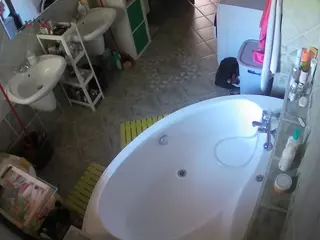 Julmodels Bathroom 1st Floor-1's Live Sex Cam Show