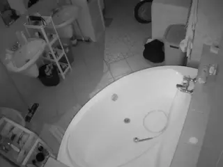 Julmodels Bathroom 1st Floor-1's Live Sex Cam Show