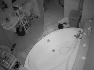 Julmodels Bathroom 1st Floor-1's Live Sex Cam Show