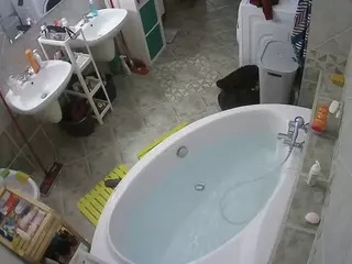 Julmodels Bathroom 1st Floor-1's Live Sex Cam Show