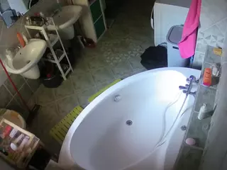 Julmodels Bathroom 1st Floor-1's Live Sex Cam Show