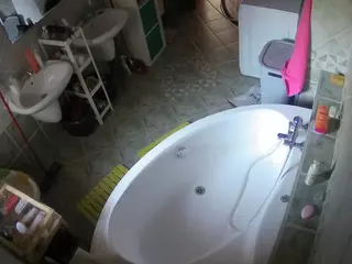 Julmodels Bathroom 1st Floor-1's Live Sex Cam Show