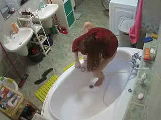 Julmodels Bathroom 1st Floor-1's Live Sex Cam Show