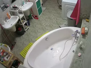 Julmodels Bathroom 1st Floor-1's Live Sex Cam Show