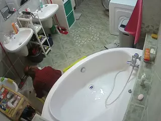 Julmodels Bathroom 1st Floor-1's Live Sex Cam Show