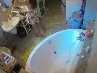 Julmodels Bathroom 1st Floor-1's Live Sex Cam Show