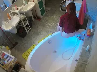 Julmodels Bathroom 1st Floor-1's Live Sex Cam Show