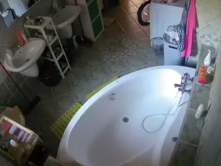 Julmodels Bathroom 1st Floor-1's Live Sex Cam Show