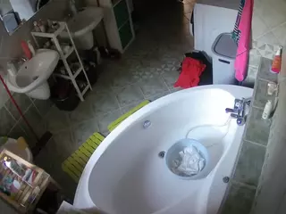 Julmodels Bathroom 1st Floor-1's Live Sex Cam Show