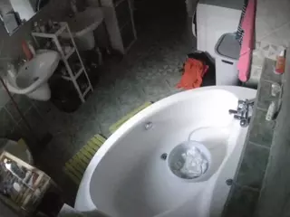 Julmodels Bathroom 1st Floor-1's Live Sex Cam Show