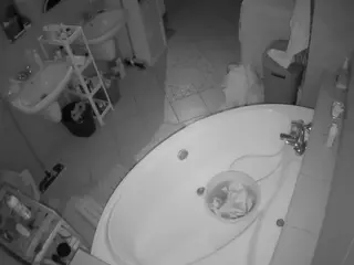 Julmodels Bathroom 1st Floor-1's Live Sex Cam Show